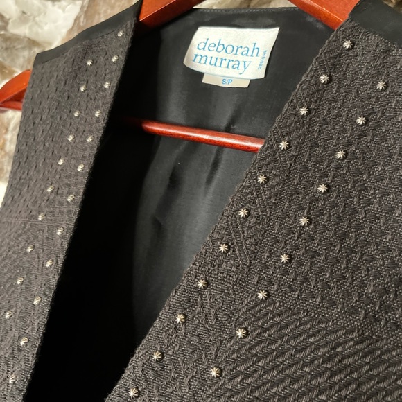 Cute Textured Black Vest - Picture 2 of 3